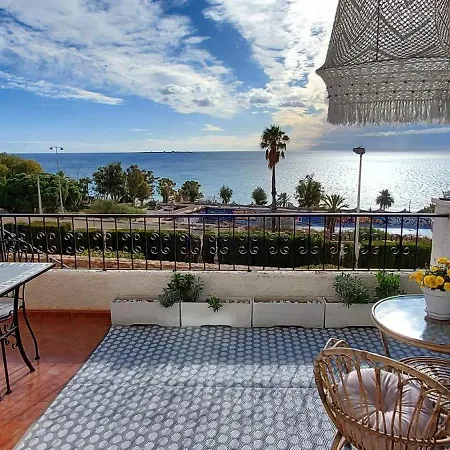 Vistas A Isla Tabarca En Apartment *