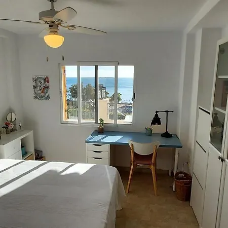 Vistas A Isla Tabarca En Apartment